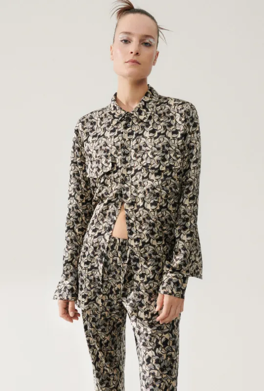 BOYFRIEND SHIRT PELICANS sold by Silk Laundry