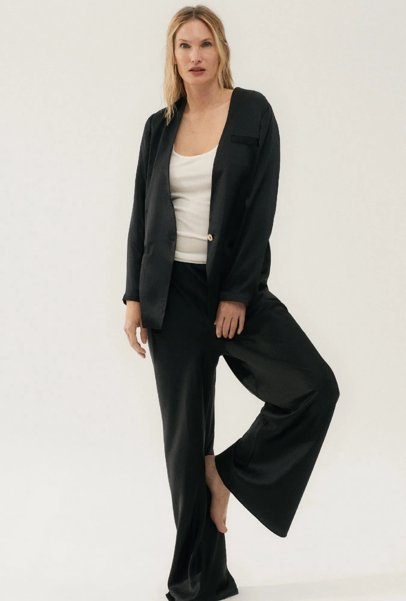 Collarless Blazer Black sold by Silk Laundry product image thumbnail 2