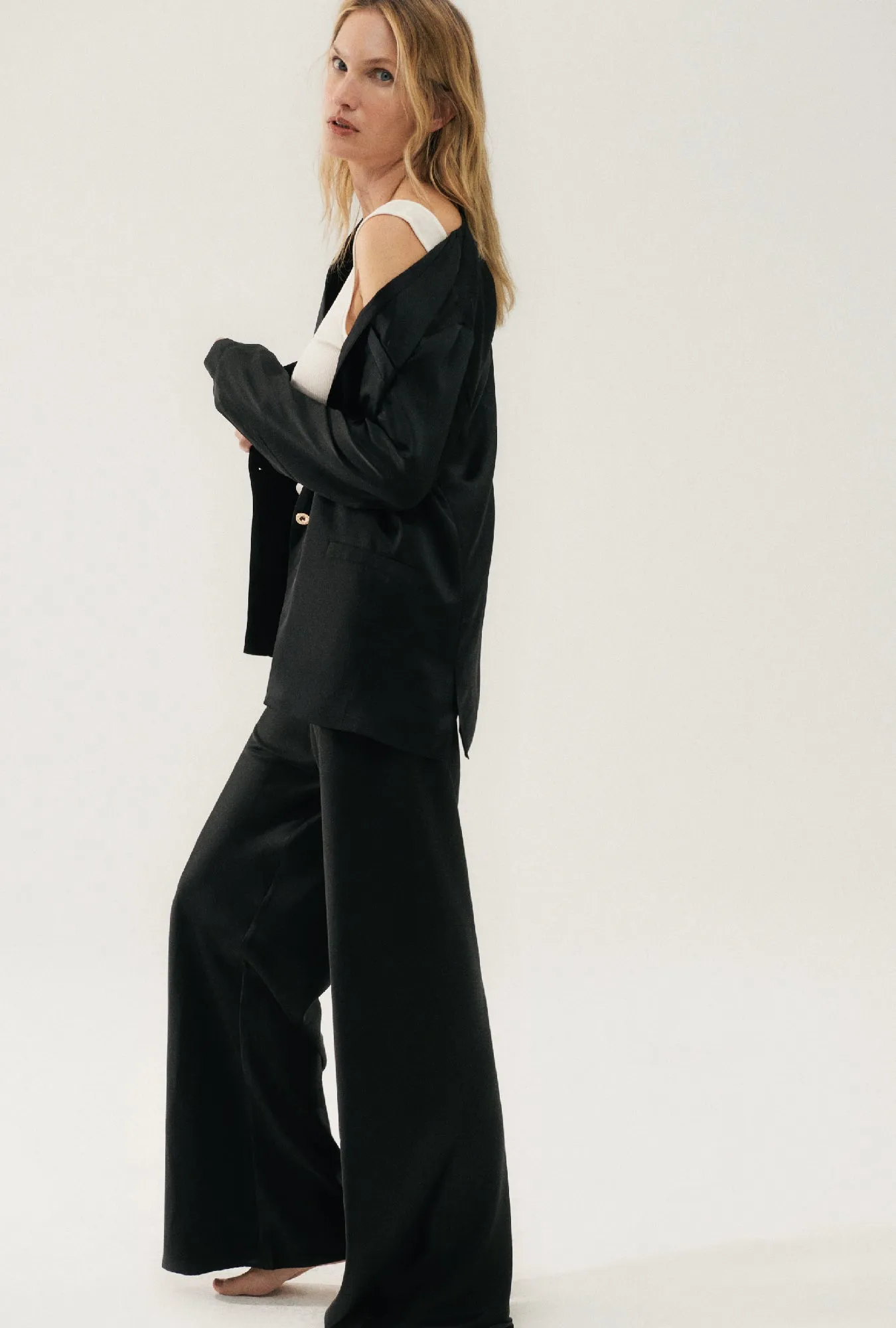 Collarless Blazer Black sold by Silk Laundry product image thumbnail 3