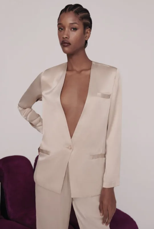 COLLARLESS BLAZER HAZELNUT sold by Silk Laundry