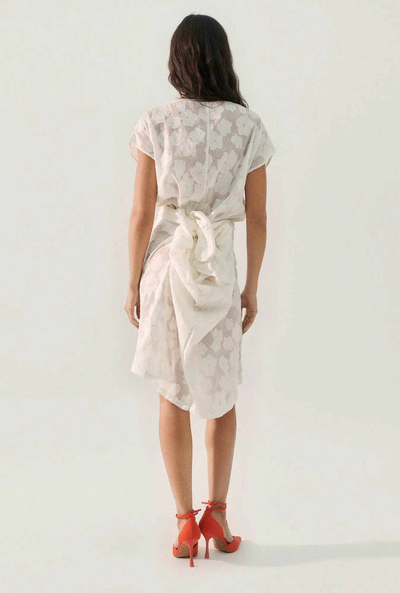 CLIP SILK SIMPLE LOOSE DRESS WHITE sold by Silk Laundry product image thumbnail 3