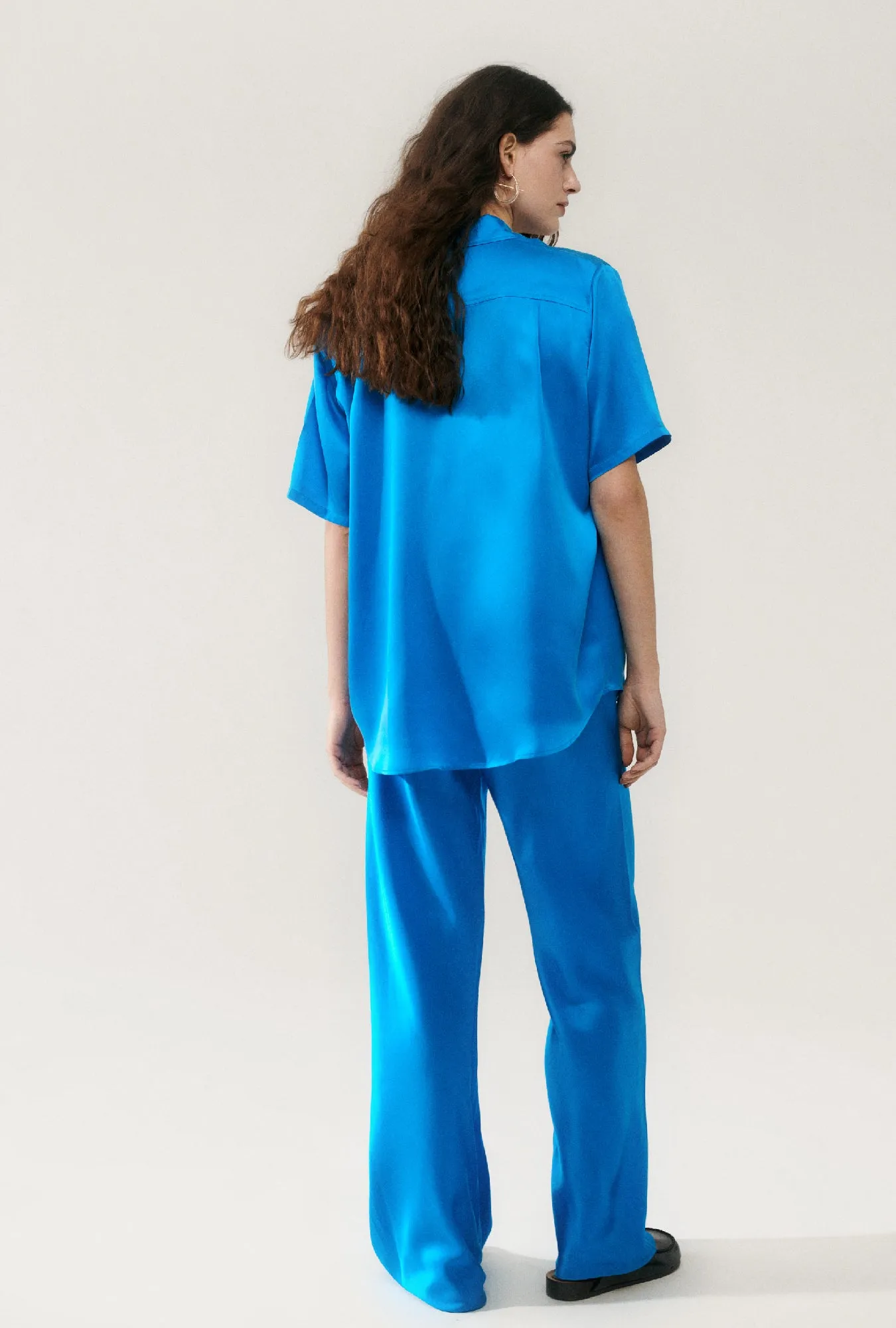 SHORT SLEEVE BOYFRIEND SHIRT COAST BLUE sold by Silk Laundry product image thumbnail 4