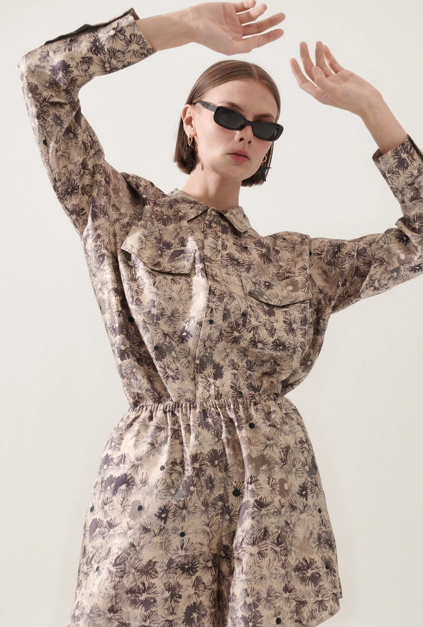 TWILL RACER SHORTS ASTER FLORAL sold by Silk Laundry product image thumbnail 3