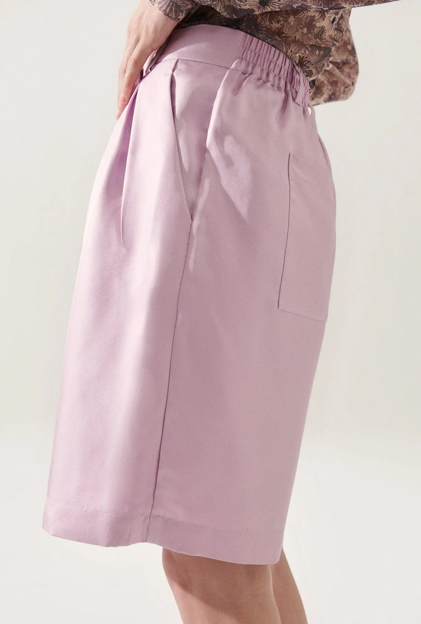 TWILL DOUBLE PLEATED SHORTS LILAC sold by Silk Laundry product image thumbnail 5