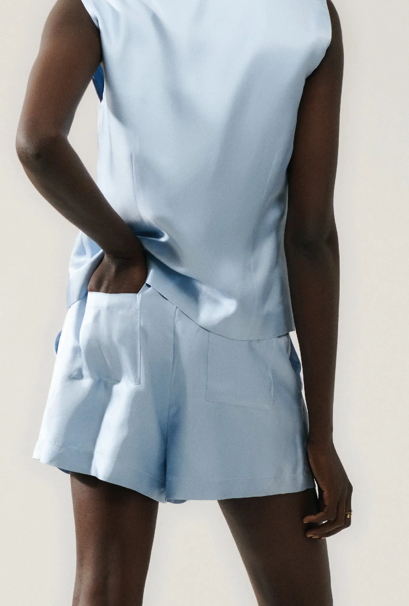 TWILL SLOUCH SHORTS SKY sold by Silk Laundry product image thumbnail 3