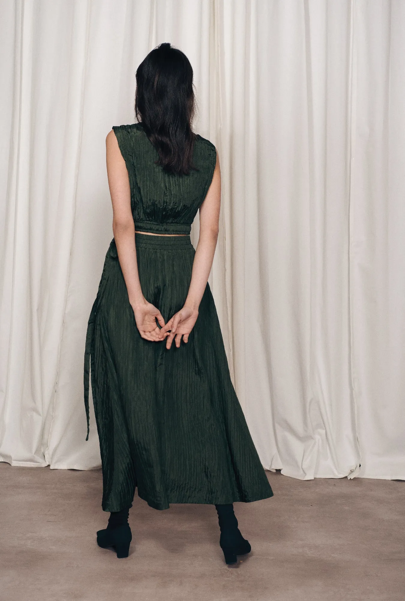 Crinkle Skirt Cedar sold by Silk Laundry product image thumbnail 3