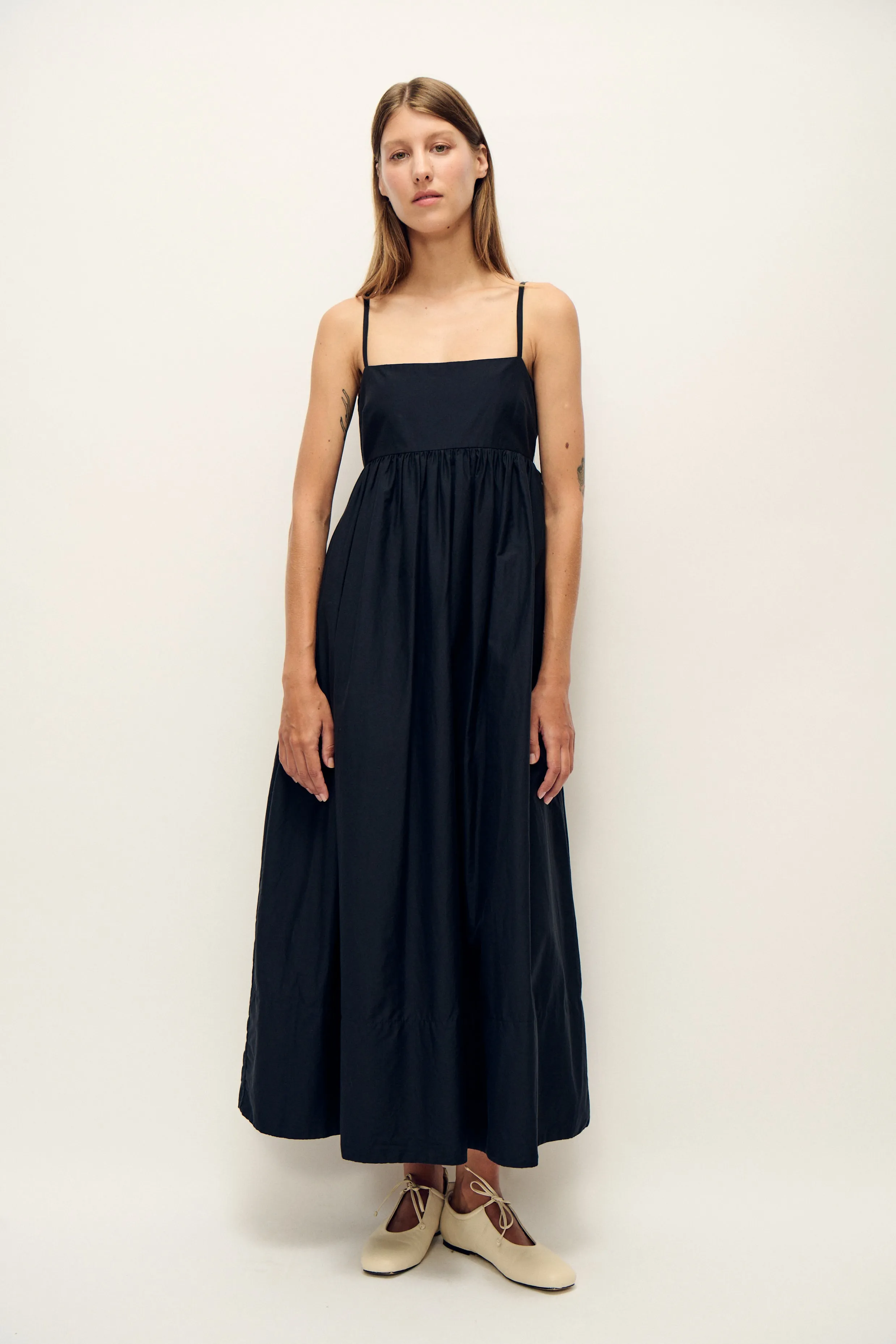 COTTON SILK TULIP DRESS BLACK sold by Silk Laundry product image thumbnail 3