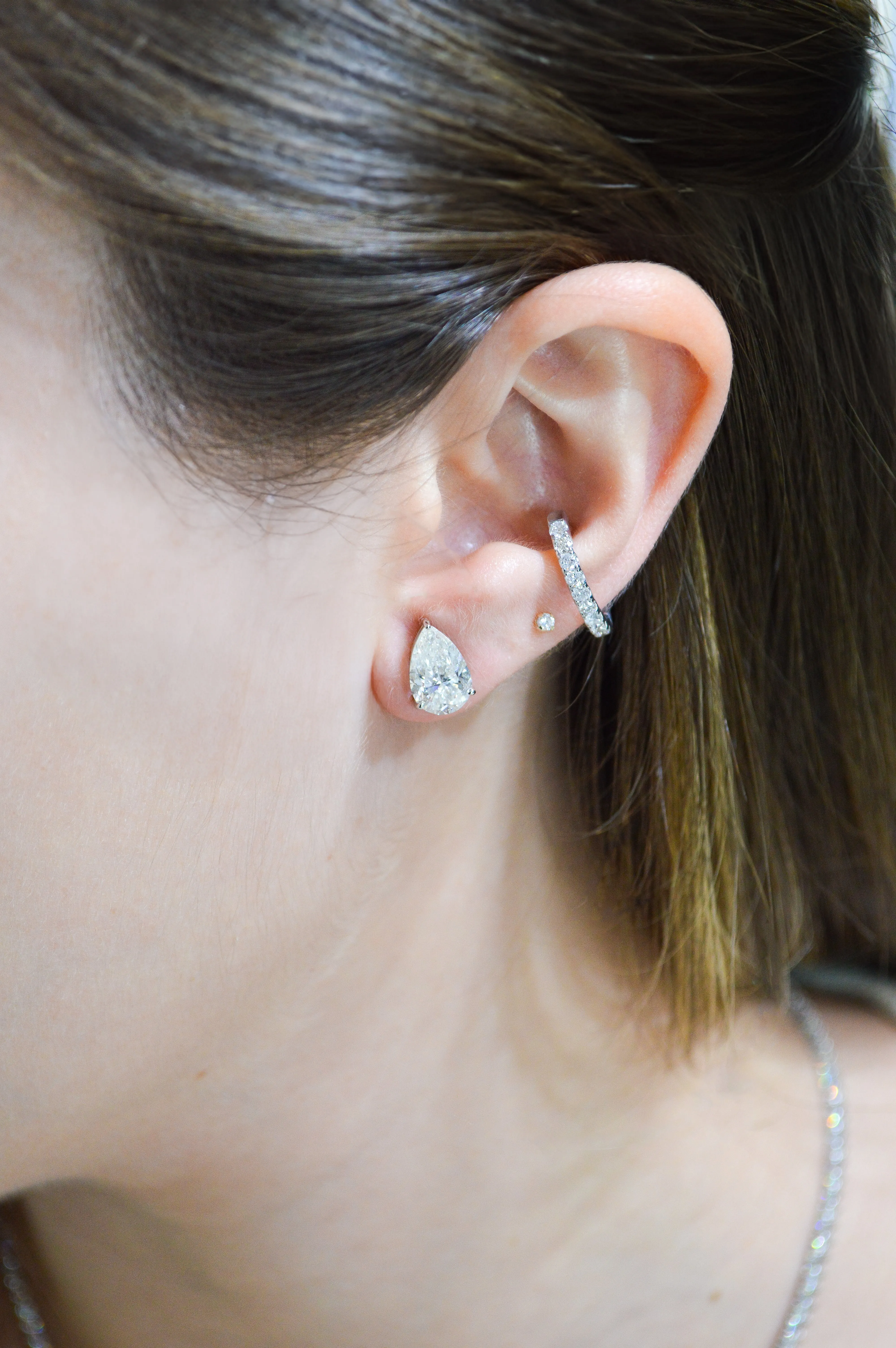 2.05ct/ 3.00ct/ 4.04ct Diamond 18K Gold Pear Shaped Stud Earrings sold by Wish Fine Jewelry product image thumbnail 5