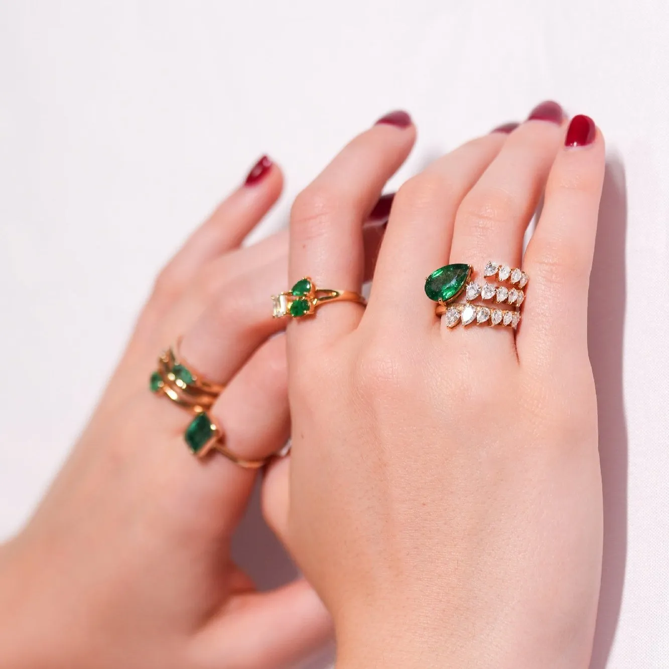 4.19ct Diamond & Emerald 18K Gold Spiral Ring sold by Wish Fine Jewelry product image thumbnail 2