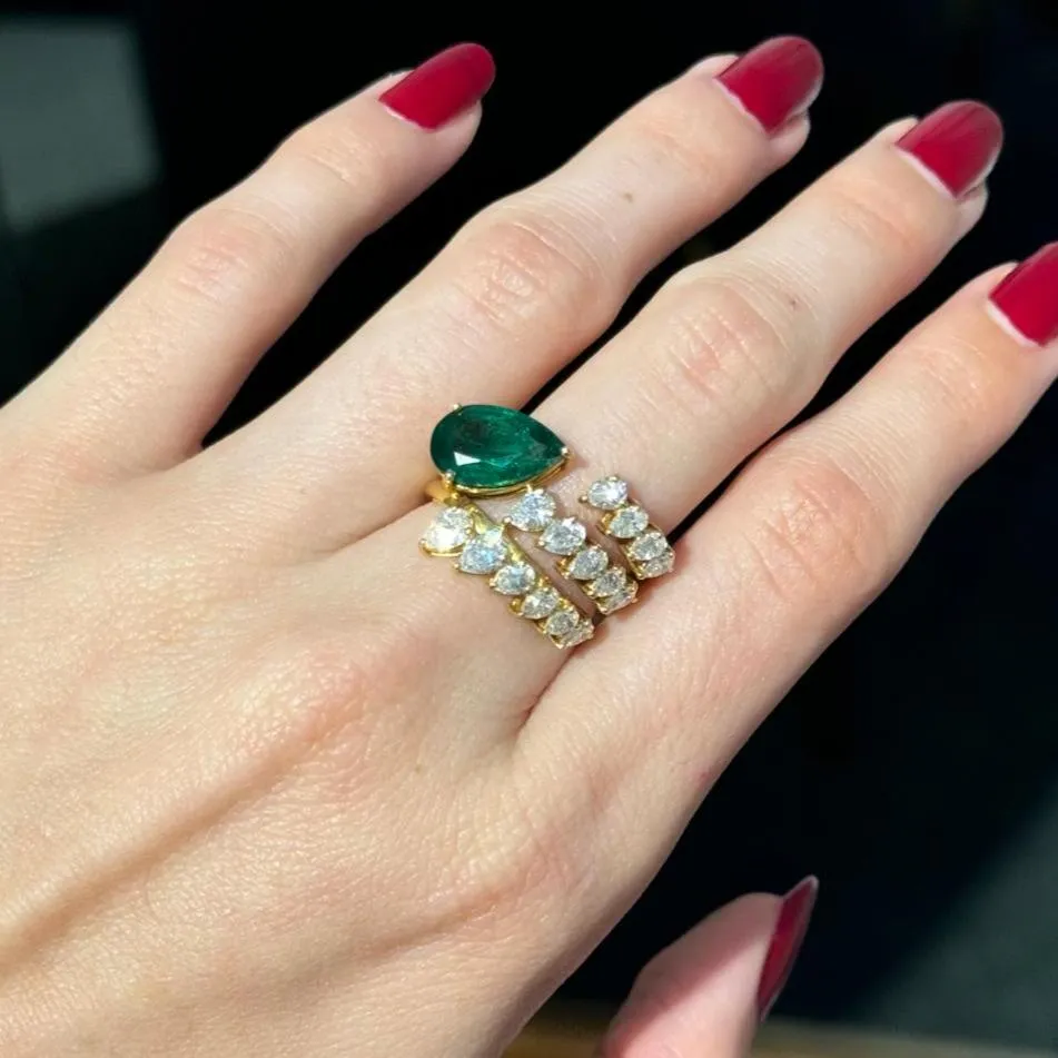 4.19ct Diamond & Emerald 18K Gold Spiral Ring sold by Wish Fine Jewelry product image thumbnail 3