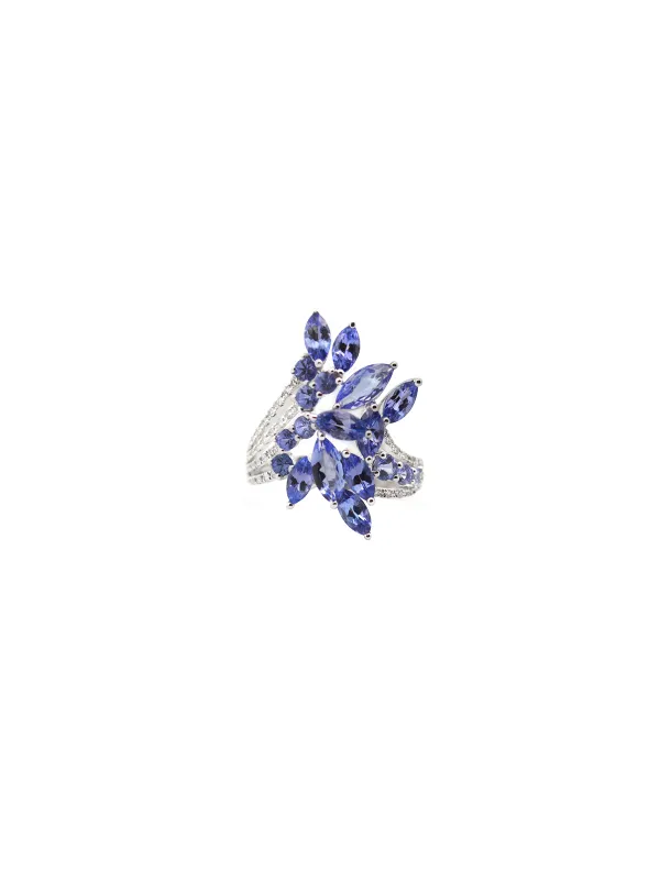 4.18ct Diamond Tanzanite 14K Gold Floral Cluster Ring made by Wish Fine Jewelry