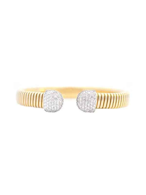 18KWY DIAMOND BANGLE made by Wish Fine Jewelry