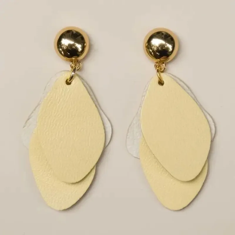 Meringue Western Earrings- Gold made by Illie & Co