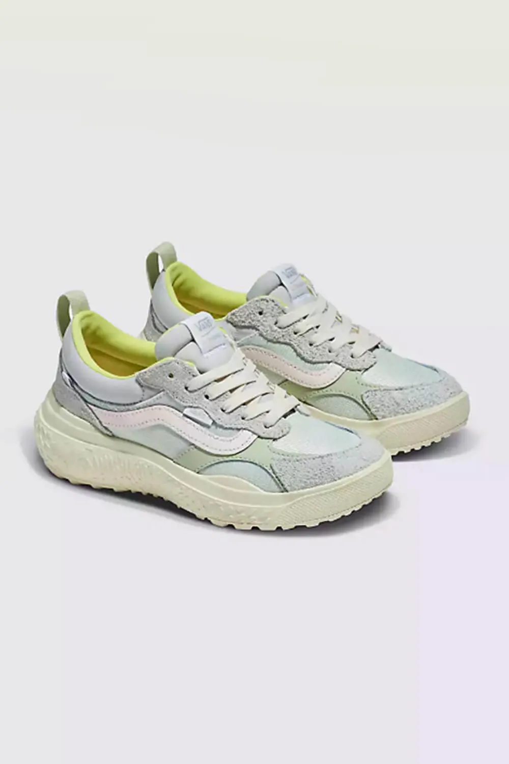 Vans UltraRange Neo Vr3 Sneakers for Women in Multi | VN000BCEBIG sold by Glik’s