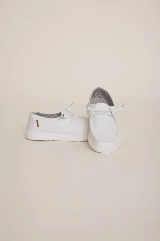 HEYDUDE Women’s Wendy Chambray Shoes in White | 121410123 sold by Glik’s