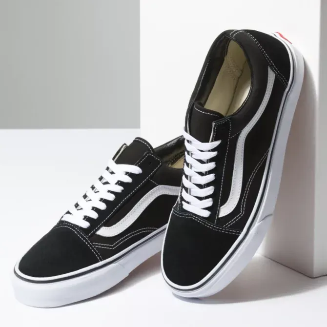 Vans Old Skool Sneakers in Black/White | VN000D3HY28 sold by Glik’s product image thumbnail 4