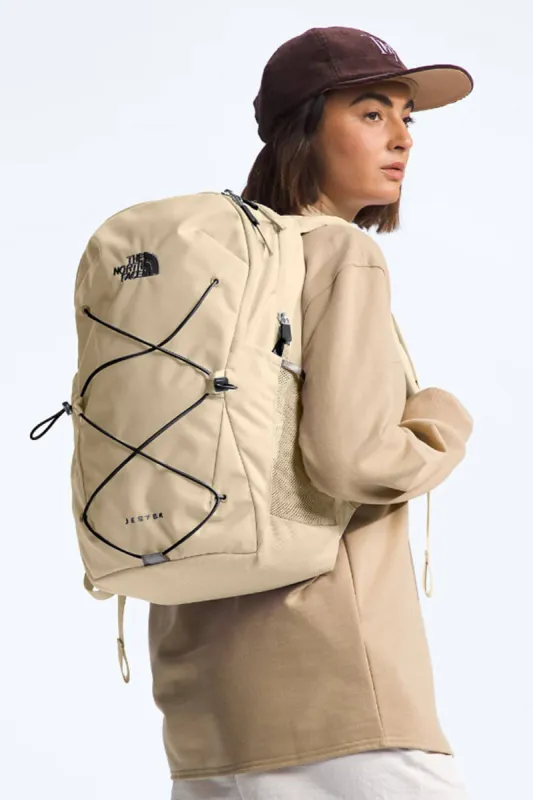 The North Face Jester Backpack for Women in Gravel/TNF Black | NF0A3VXG-4D5 sold by Glik’s