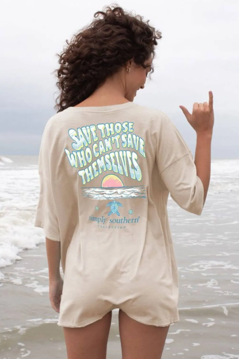 Simply Southern Save Those Turtle Tracking T-Shirt for Women in Ivory | TRACK-SS-SUNSET-WISP sold by Glik’s