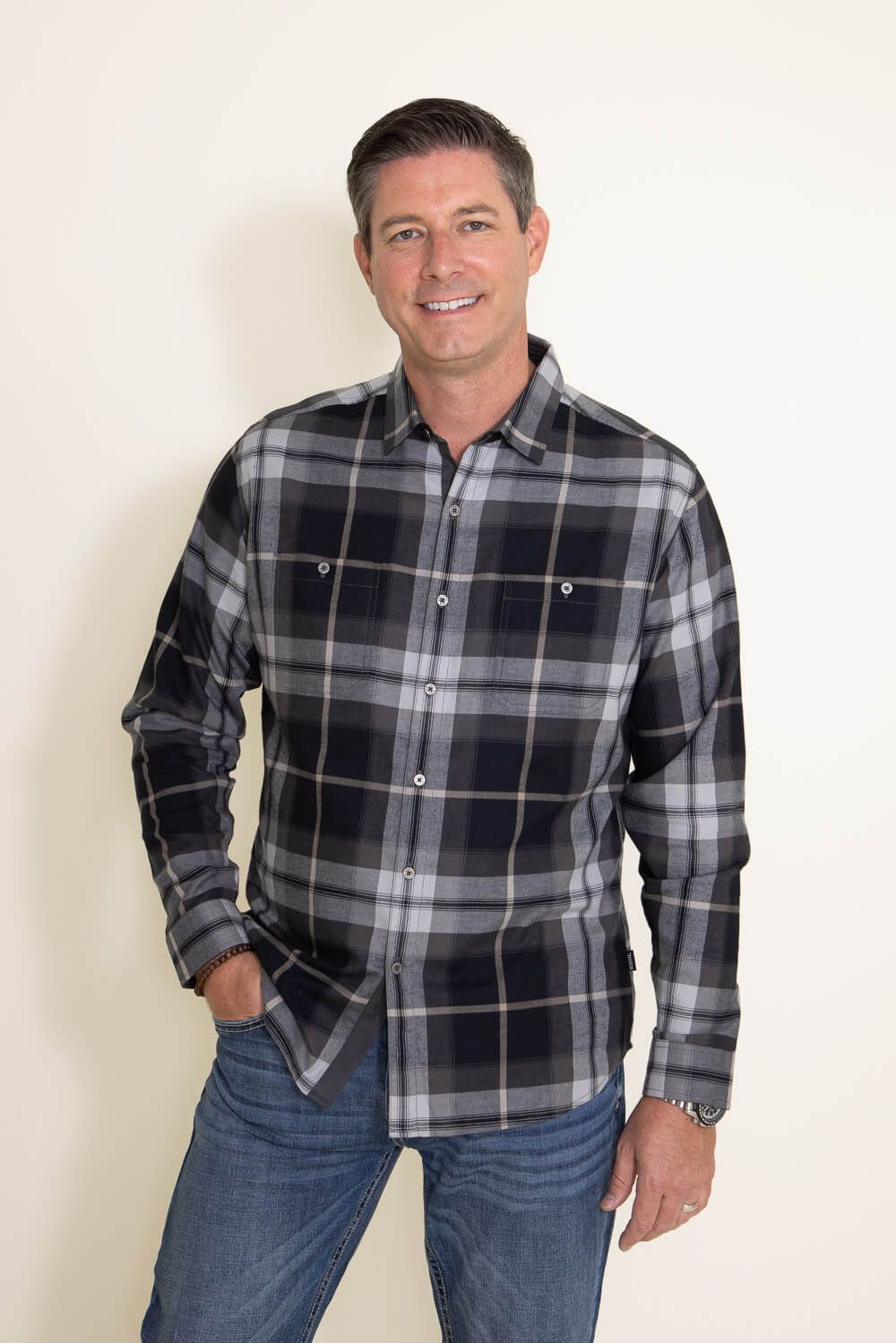 Kuhl Fugitive Flannel Shirt for Men in Grey | 7202-IRMN sold by Glik’s product image thumbnail 2