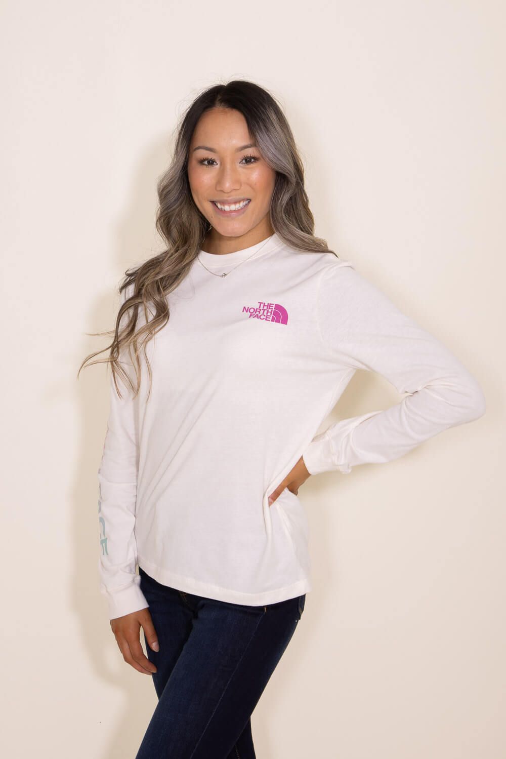 The North Face Long Sleeve Brand Proud T-Shirt for Women in White | NF0A4N7P-94J sold by Glik’s product image thumbnail 3