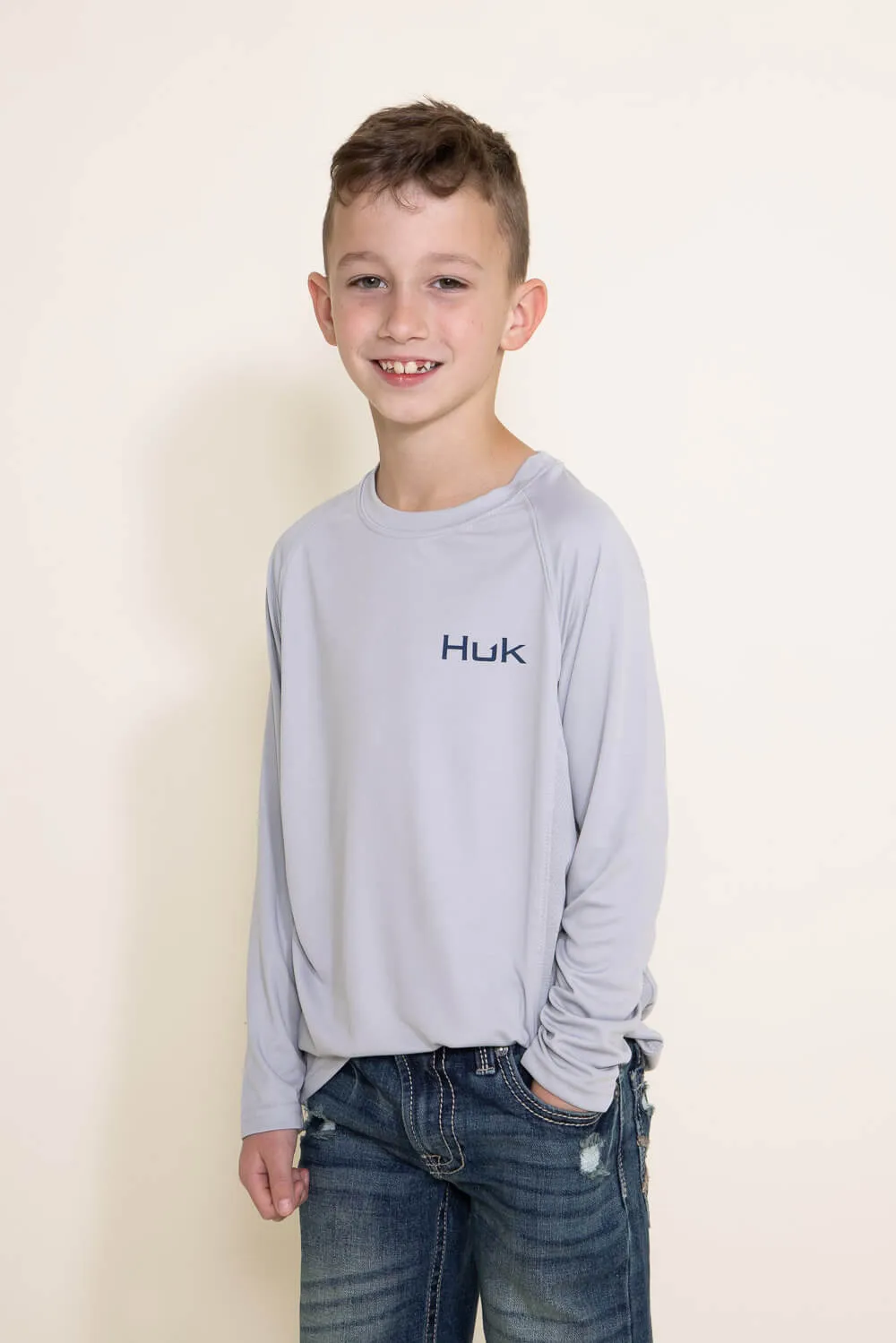 Huk Fishing Youth KC Flag Fish Pursuit Long Sleeve T-Shirt for Boys in Grey | H7120081-034 sold by Glik’s product image thumbnail 3