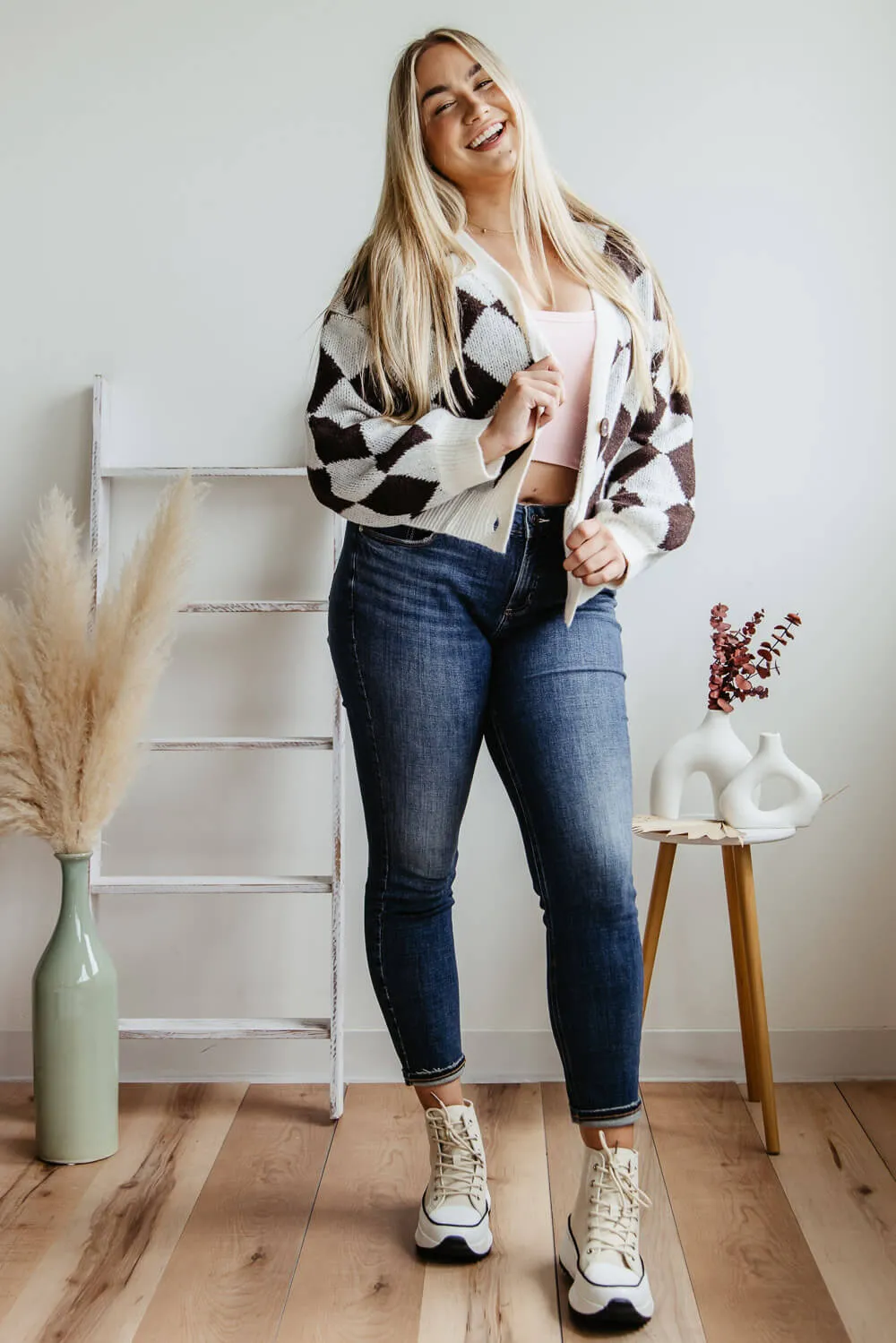 Silver Jeans Elyse Skinny Jeans for Women | L03116ECF308 sold by Glik’s product image thumbnail 2