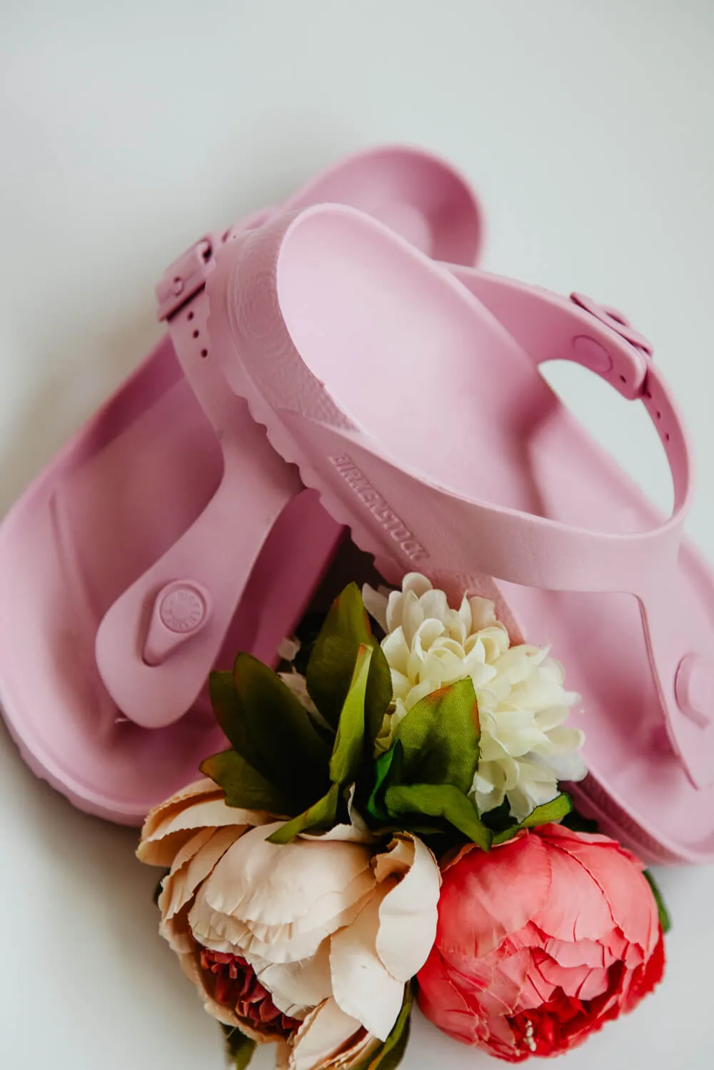 Glik's Birkenstock Gizeh EVA Sandals for Women in Fondant Pink