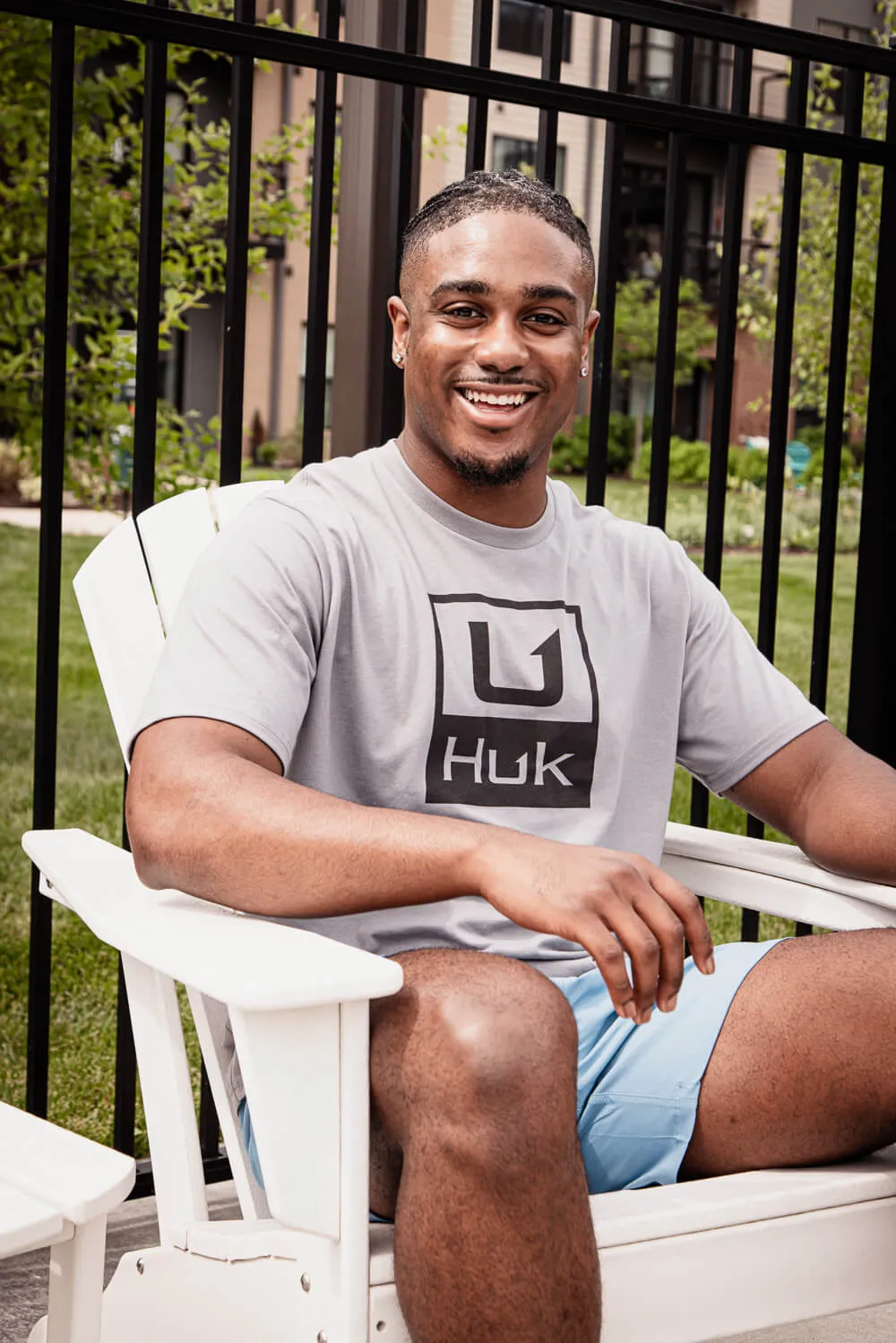 Huk Fishing Huk Stacked Logo T-Shirt for Men in Grey | H1000427-016-NIGHTOWL sold by Glik’s product image thumbnail 2