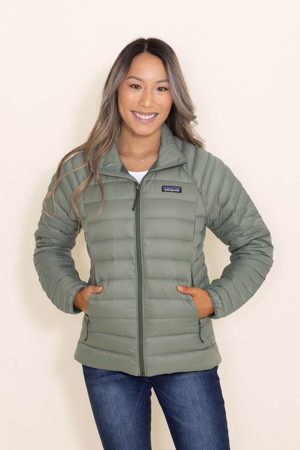 Patagonia Women’s Down Sweater Jacket in Green | 84684-HMKG sold by Glik’s product image thumbnail 4