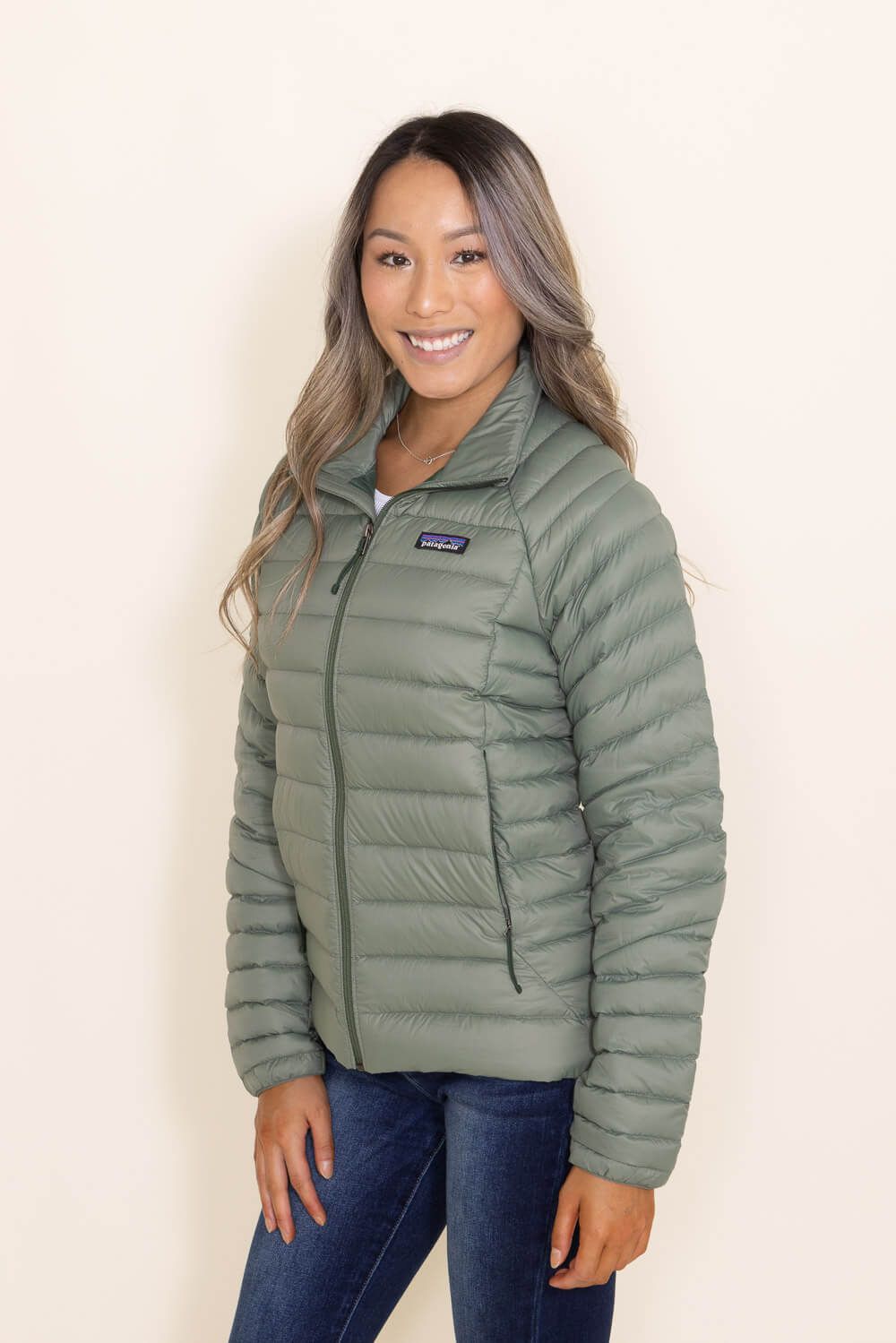 Patagonia Women’s Down Sweater Jacket in Green | 84684-HMKG sold by Glik’s product image thumbnail 3