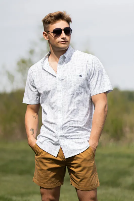 Huk Fishing Kona Batiki Button Down Shirt for Men in Grey | H1500199-034-HARBORMIST made by Glik’s