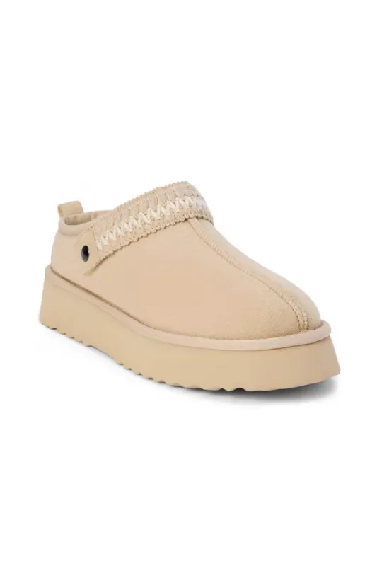 Beach By Matisse Storm Slippers for Women in Natural | STORM-NATURAL sold by Glik’s