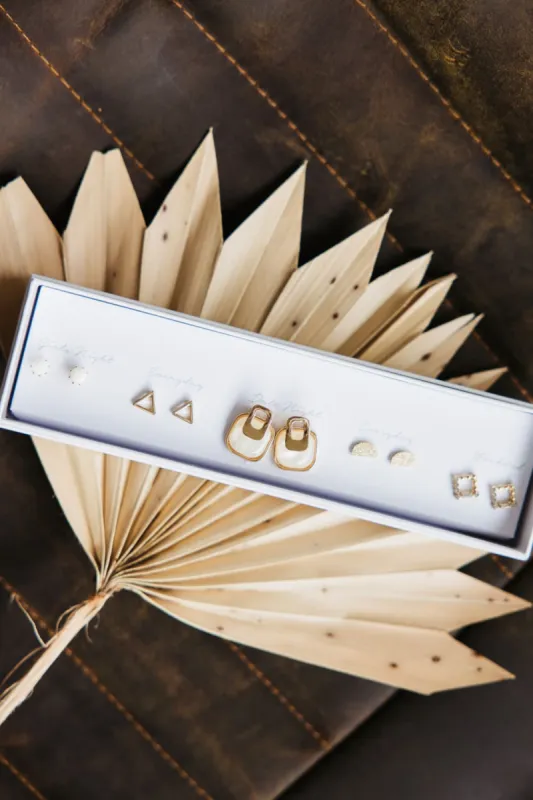 Pearl Accent Earrings Gift Box Set | ED1011NAT sold by Glik’s