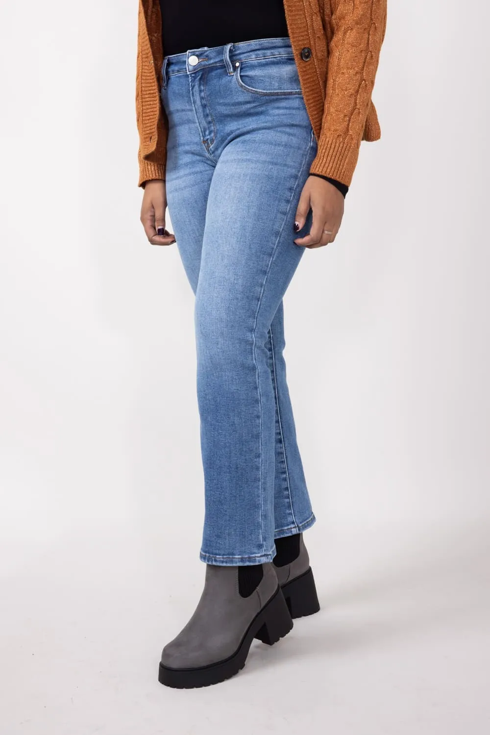 Risen Mid-Rise Medium Wash Straight Leg Jeans for Women | RDP5290CH-MD sold by Glik’s product image thumbnail 4