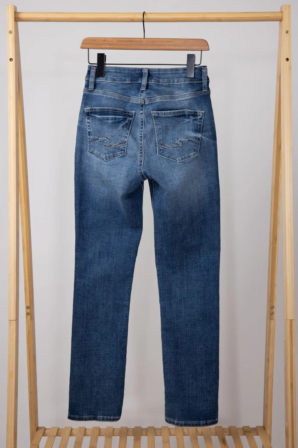 Silver Jeans Avery Straight High Rise Jeans for Women | L94443EAE286 sold by Glik’s product image thumbnail 3