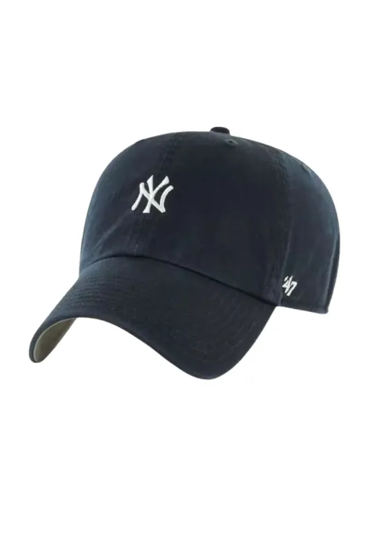 47 New York Yankees Base Runner Clean Up Hat in Navy | B-BSRNR17GWS-NY sold by Glik’s