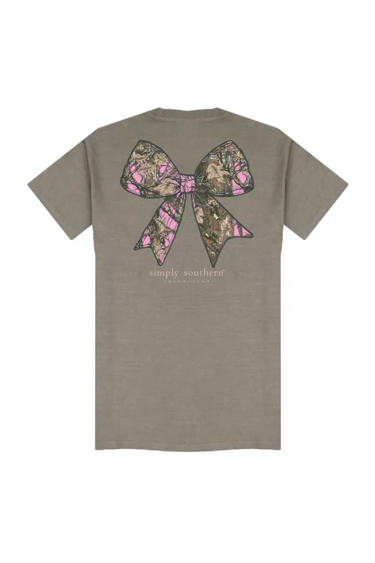 Simply Southern Plus Size Camo Bow T-Shirt for Women in Desert Heather | EXT-SS-CAMOBOW-DESERTHTHR sold by Glik’s