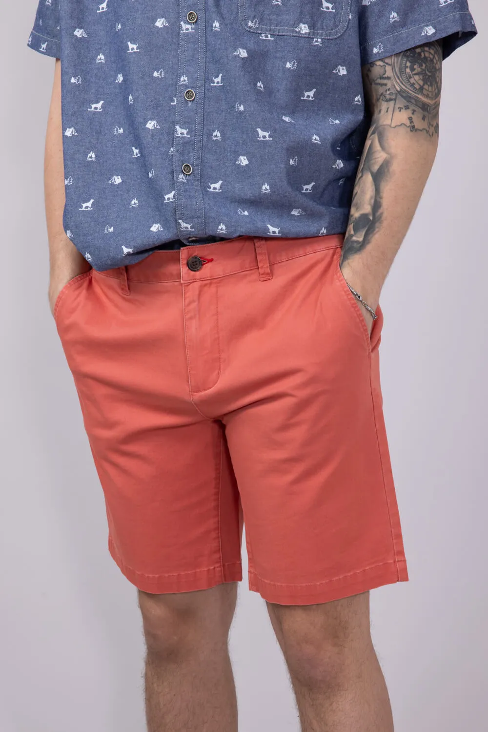 1897 Legends 9” Heavy Washed Twill Flat Front Shorts for Men in Red | 5GLL1223-NANTUCKETRED sold by Glik’s