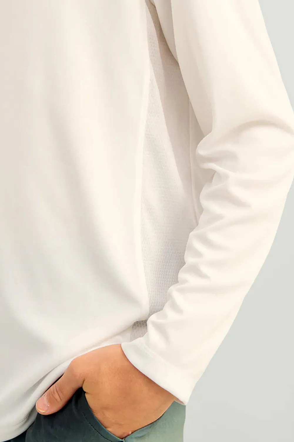 Huk Fishing Youth Graphic Pursuit Performance Shirt for Boys in White Bass | H7120122-100-WHITE sold by Glik’s product image thumbnail 3