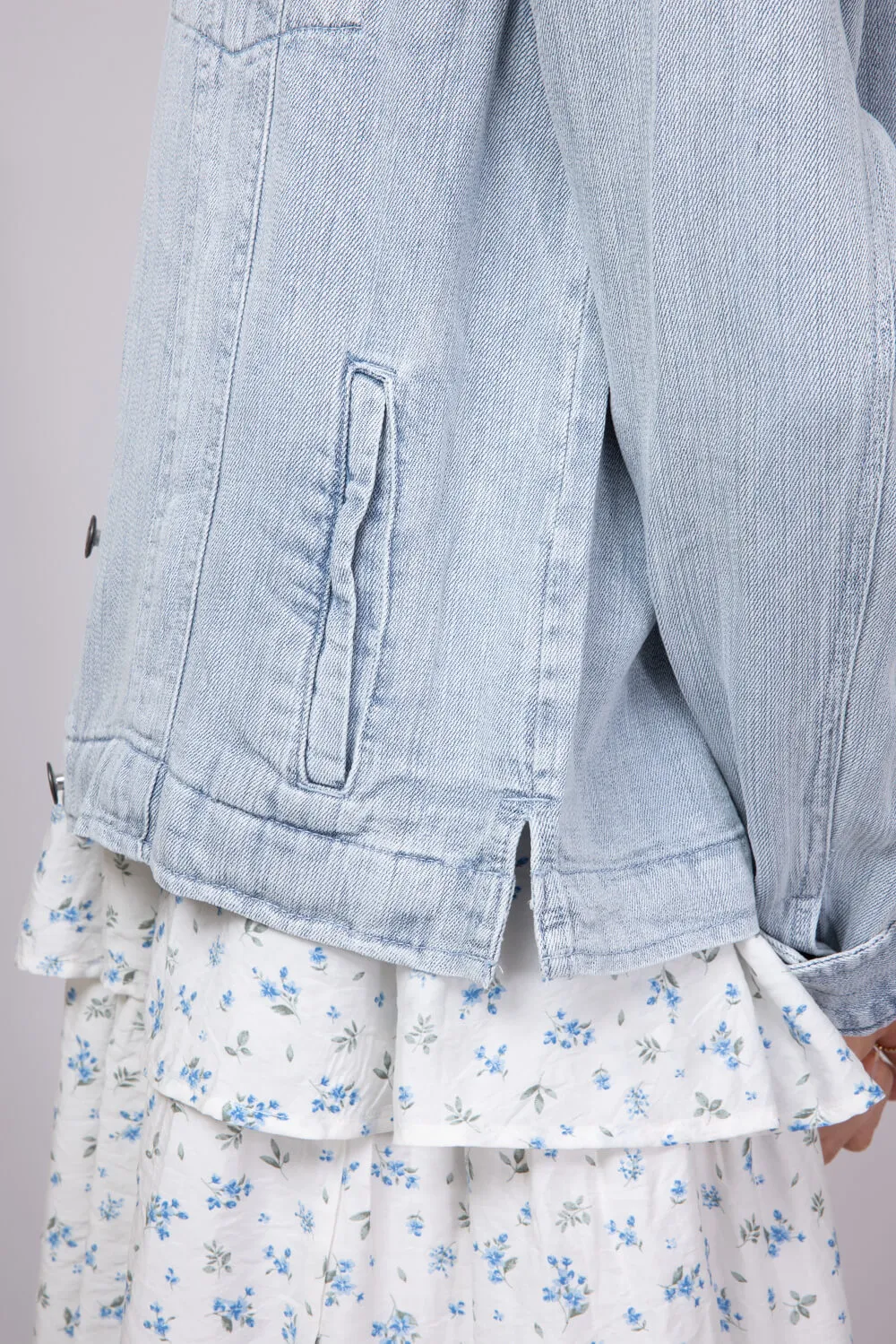 Thread & Supply Jackie Denim Jacket for Women in Light Wash | J4837LZTTS-CALLIEWASH sold by Glik’s product image thumbnail 3