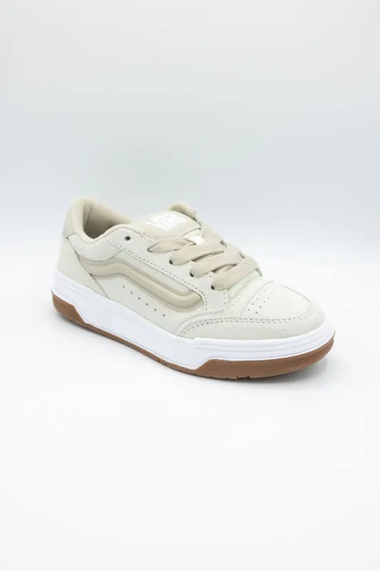 Vans Hylane Sneakers in Cream | VN000D81BYS1 sold by Glik’s