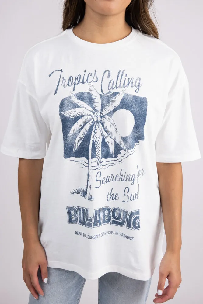 Billabong This Sun Time Oversized Graphic T-Shirt for Women in Salt Crystal | 24B353520-SCS sold by Glik’s product image thumbnail 3