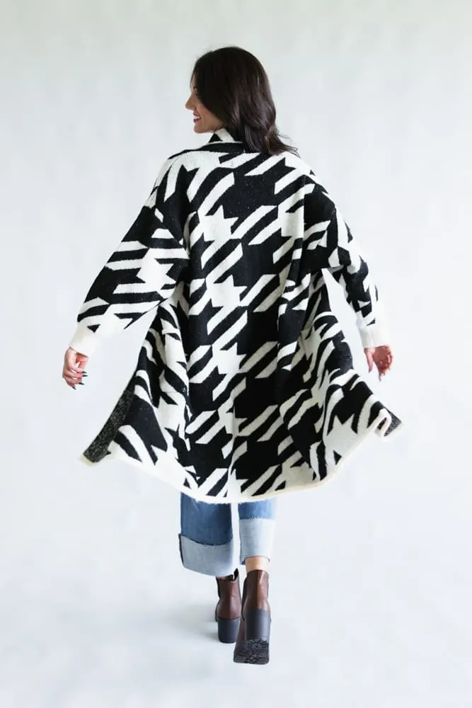 Zig-Zag Pattern Cardigan for Women in Black | WCC420030-BLACK sold by Glik’s product image thumbnail 5