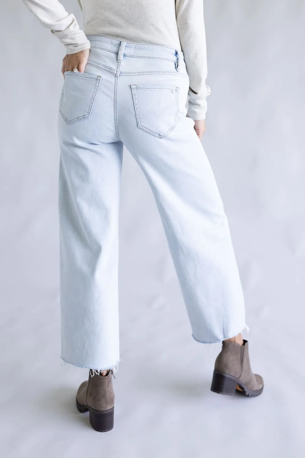 Mica High Rise Light Wash Wide Leg Fray Hem Jeans for Women | MDP-W3523 sold by Glik’s product image thumbnail 4
