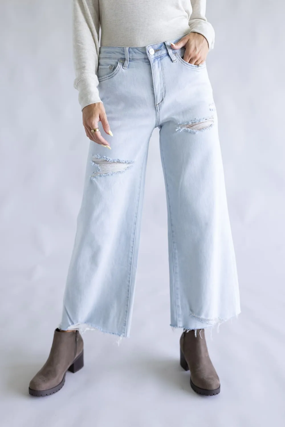 Mica High Rise Light Wash Wide Leg Fray Hem Jeans for Women | MDP-W3523 sold by Glik’s product image thumbnail 2