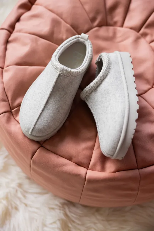 Beach by Matisse Zen Cloud Slippers for Women in Grey Oatmeal | ZEN-OATMEAL sold by Glik’s