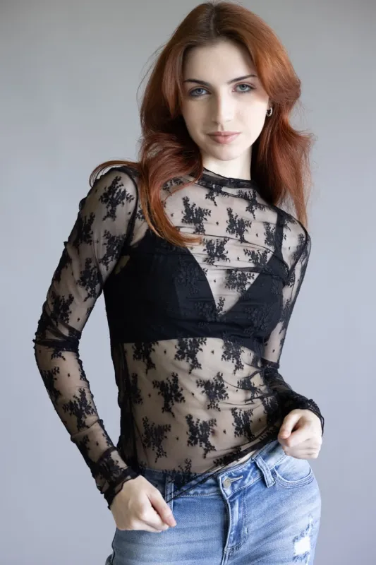 North & Main Clothing Company Full Bloom Layering Top, Oh