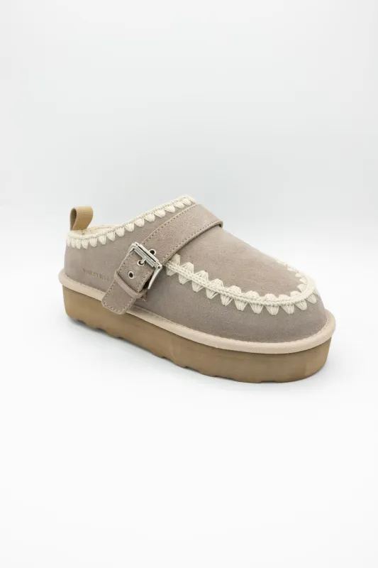 Vintage Havana Close Clogs for Women in Grey | 339 sold by Glik’s