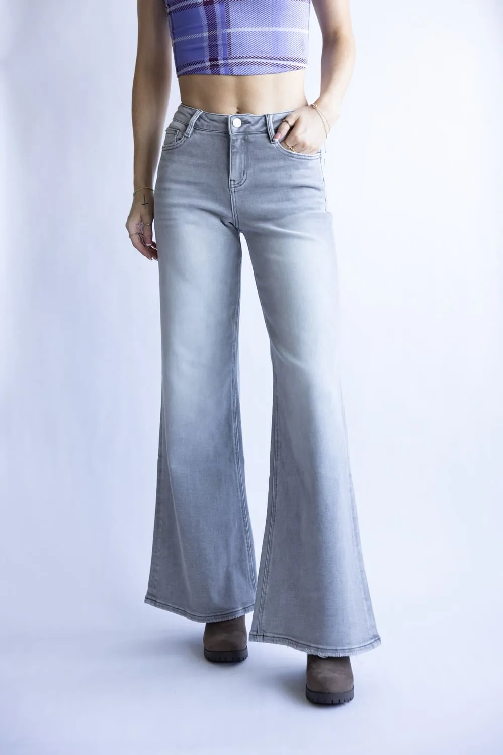 Mica Mid-Rise Vintage Wide Leg Jeans for Women in Grey | MDP-W3541 sold by Glik’s product image thumbnail 4