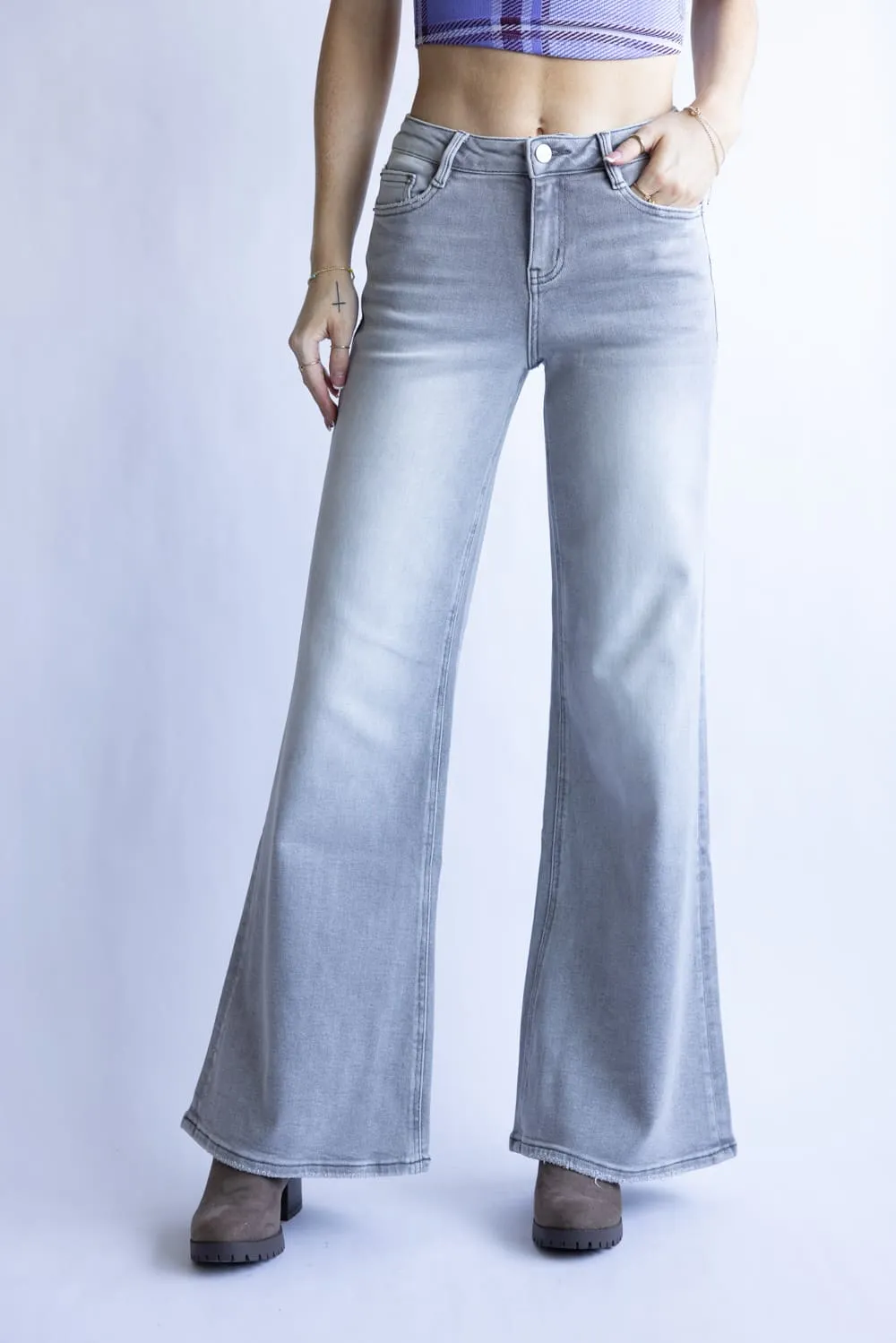 Mica Mid-Rise Vintage Wide Leg Jeans for Women in Grey | MDP-W3541 sold by Glik’s